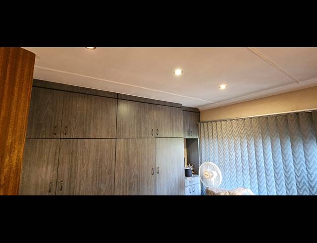 3 BEDROOM HOUSE FOR SALE IN MARBURG
